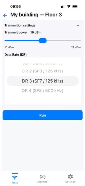 Écran de test de l'étage 3 affichant la puissance d'émission, les data rates et le bouton Run.